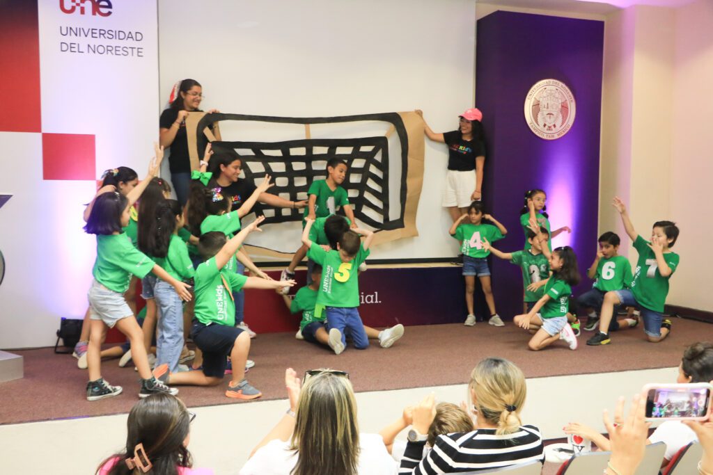  UNE Kids Summer
Camp